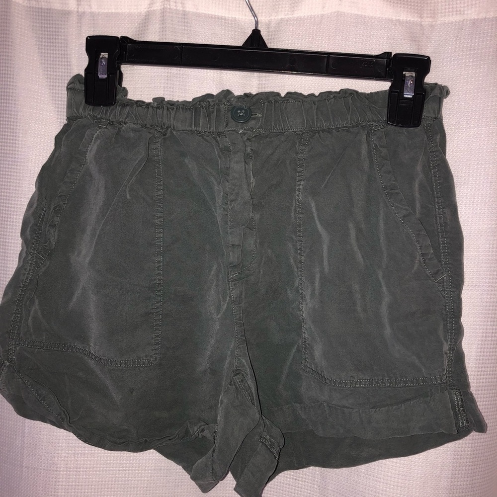 aerie brand casual green shorts size S